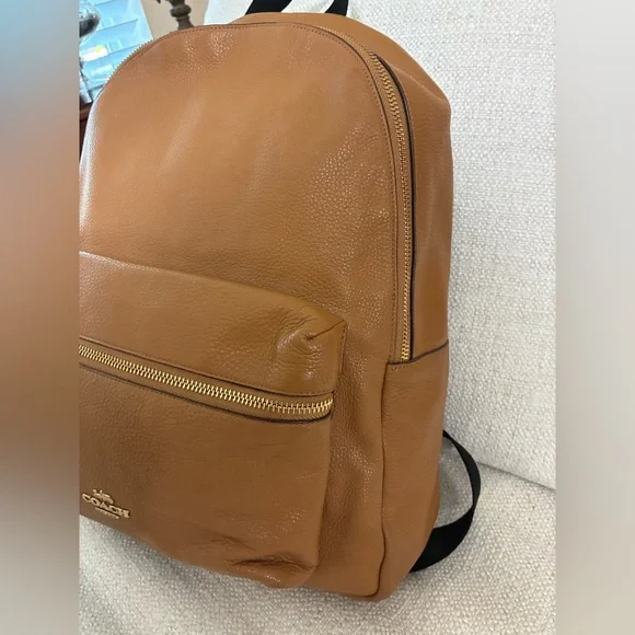 EUC LEATHER COACH BACKPACK COACH Mixed Leather Manhattan Sling Backpack Bag-Indigo  main image 3
